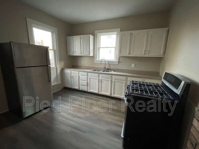217 N West Ave