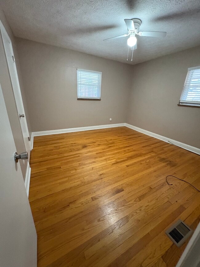 Photo - 827 Glendale Ave Unit C