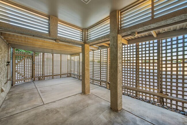 Photo - 6120 E Augusta Cir