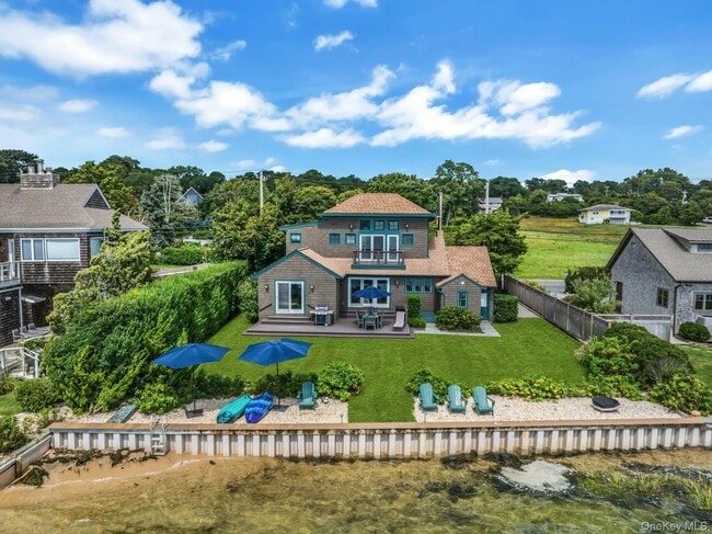 Photo - 310 E Montauk Hwy