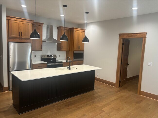 Kitchen - 324 9th St