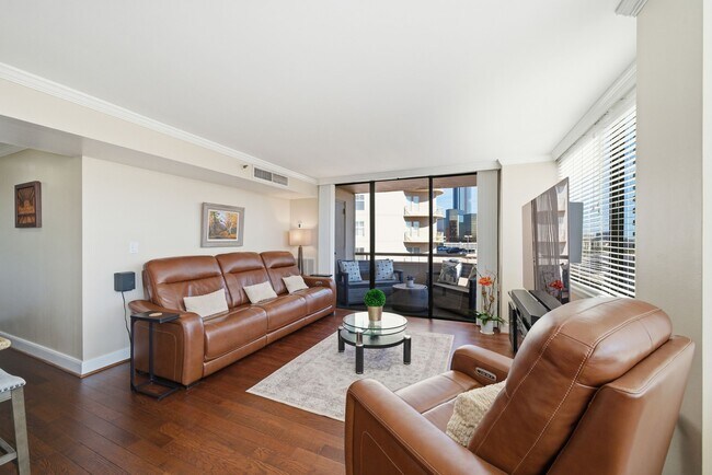 Photo - 3525 Sage Rd Unidad 909