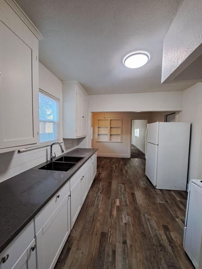 956-958 N Farris - 956-958 N Farris Apartamento Unidad 958