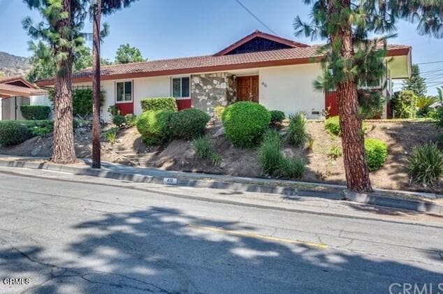 Building Photo - 410 N Canyon Blvd