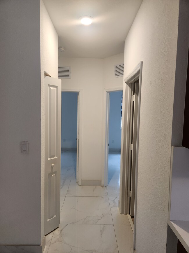 Photo - 212 SE 23rd Ter