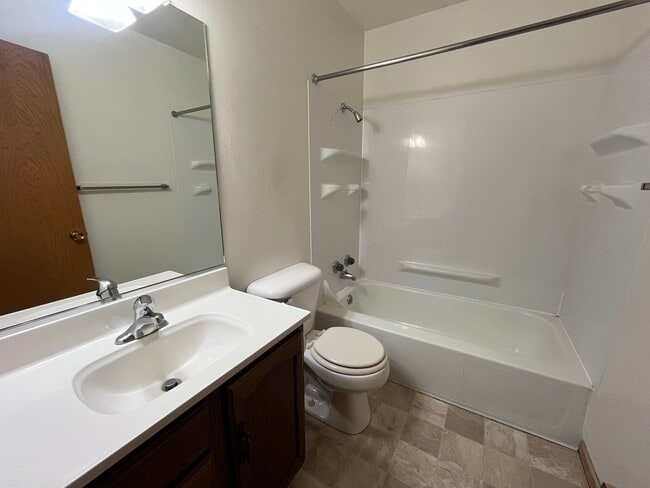 Photo - Ambassador 2 Bed 1 Bath Apartment Unit 16