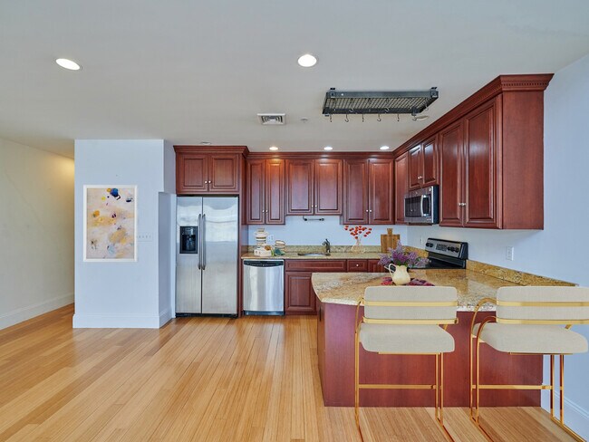 Photo - 55 Temple Pl Unidad 4