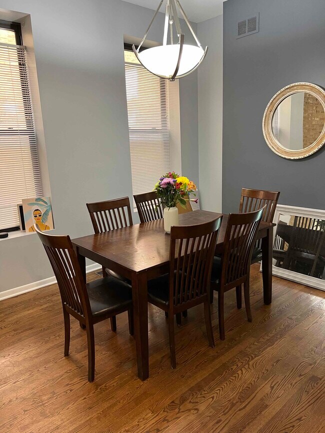 1334 N Cleveland Ave Apartments Unit 1 Chicago, IL