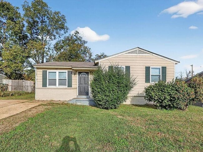 Building Photo - 896 Pawnee Ave
