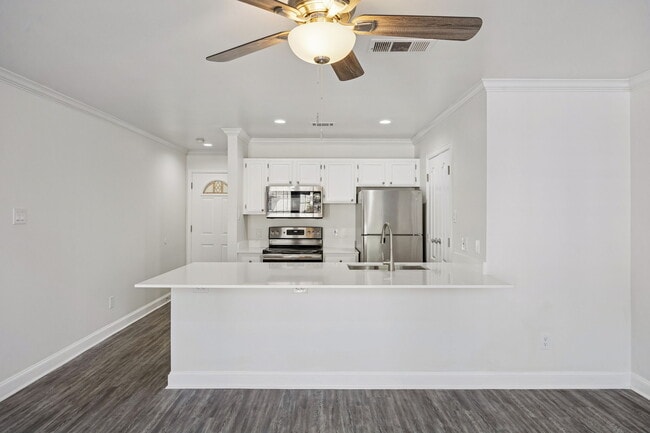 Photo - 4125 Holland