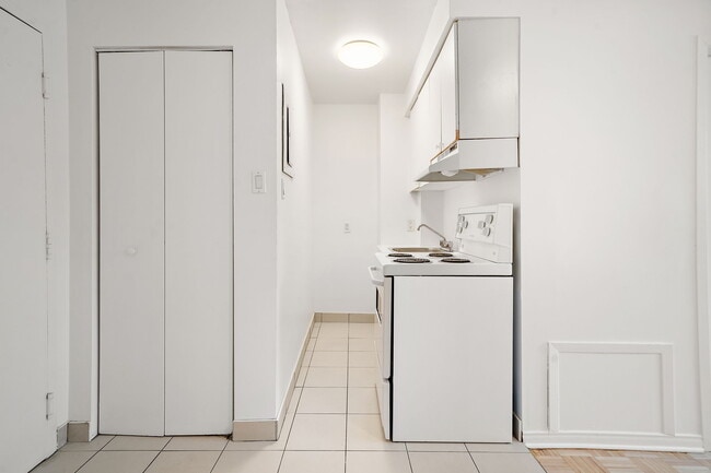 Photo - 1240-1250 du Fort