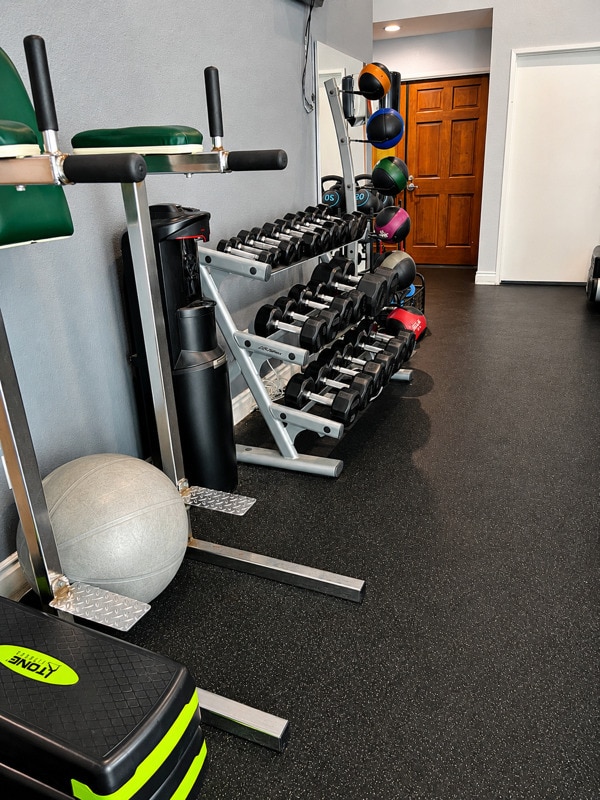 VARIETY OF WEIGHT SETS