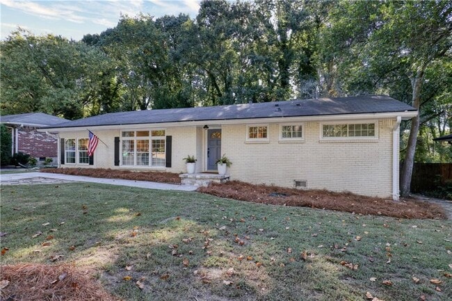 Photo - 2070 Drew Valley Rd NE