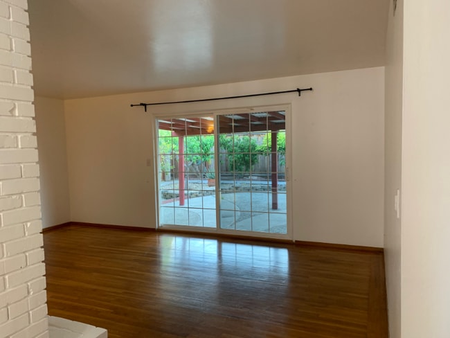 Photo - 315 N Abbott Ave