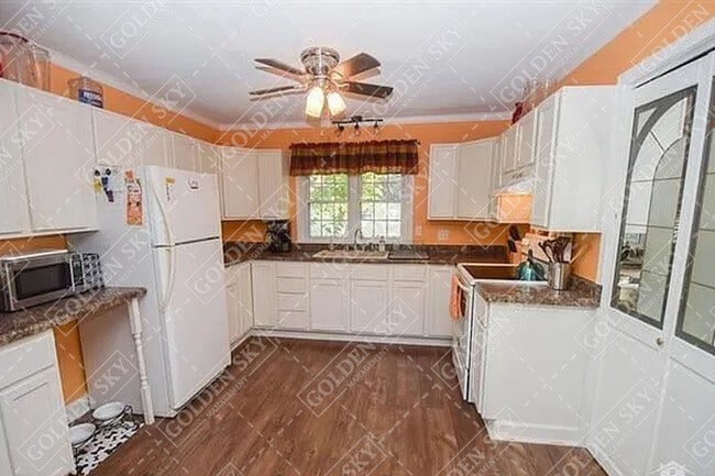 Photo - 2605 N Maplewood Ave