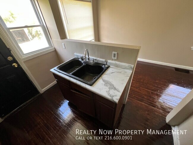 Photo - 3402 Westbury Rd