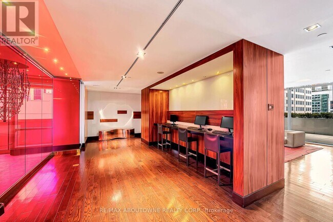 Photo - 80 John St Unité 2912