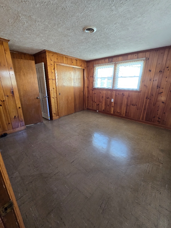 Photo - 1405 Newton St