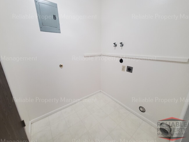 Photo - 250 S Water Ave Unit 2