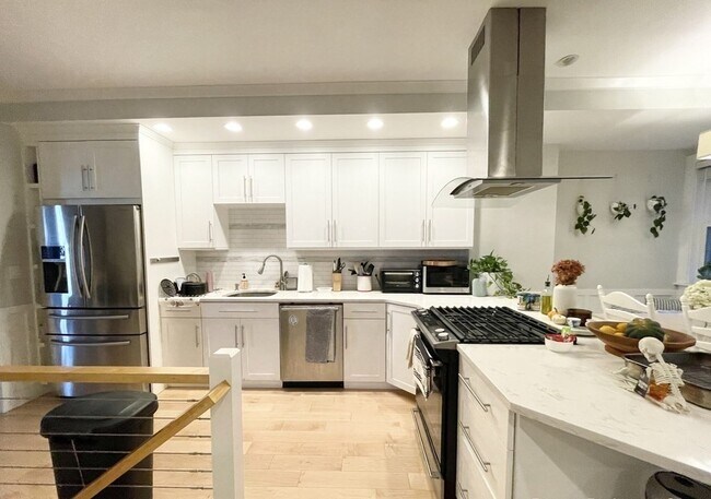 Photo - 108 Buttonwood St Unit #1