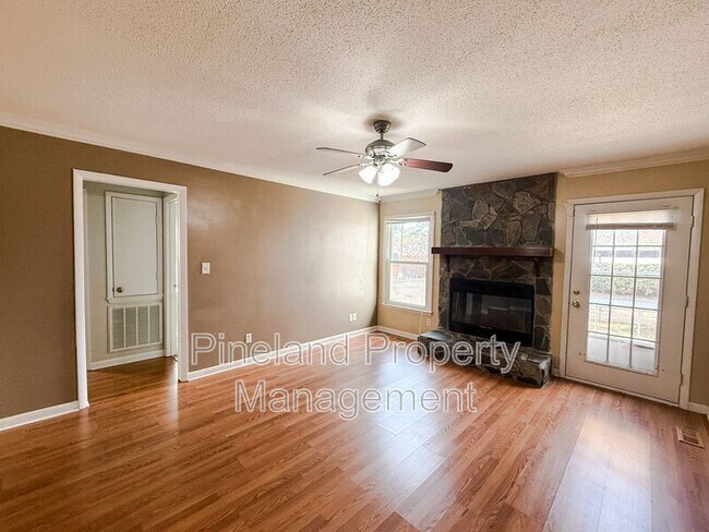 Photo - 6712 Carnforth Ct