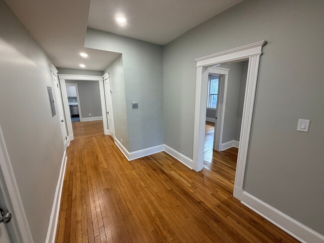 Photo - 32 Park Vale Ave Unit 8