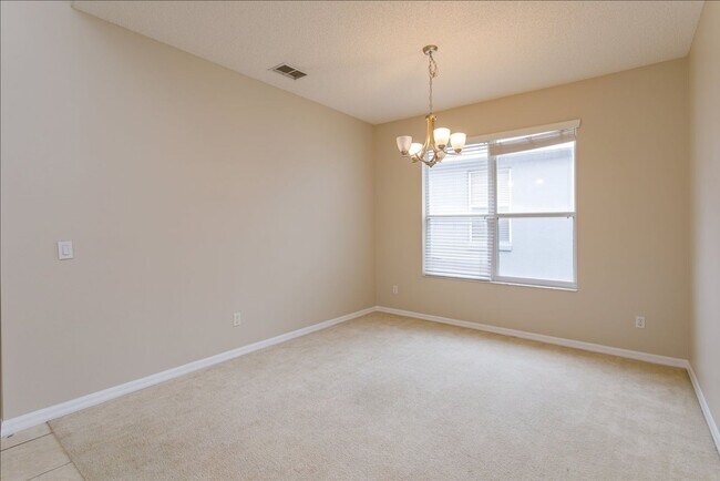 Photo - 5537 Burlwood Dr