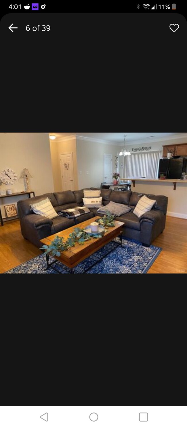 Photo - 1002 Enterprise Dr