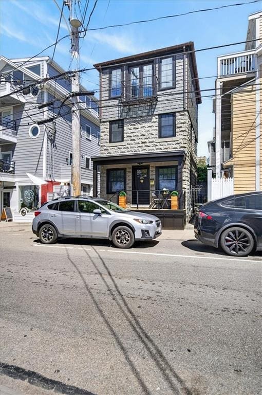 Photo - 494 Thames St