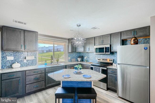 Photo - 800 Seckel Ct