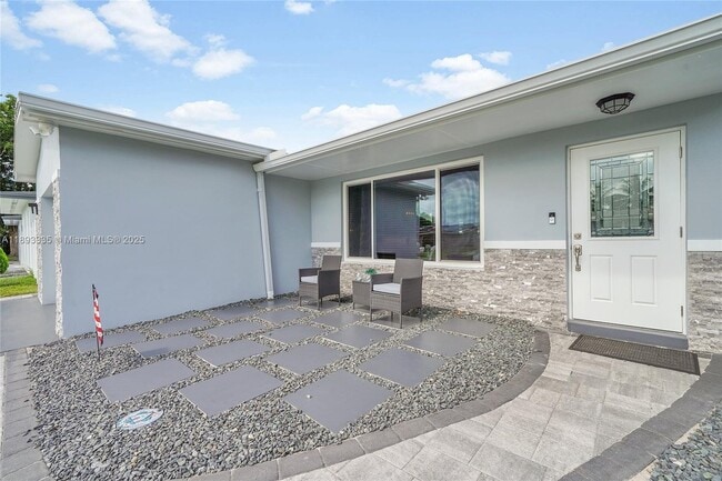 Photo - 521 NW 93rd Terrace