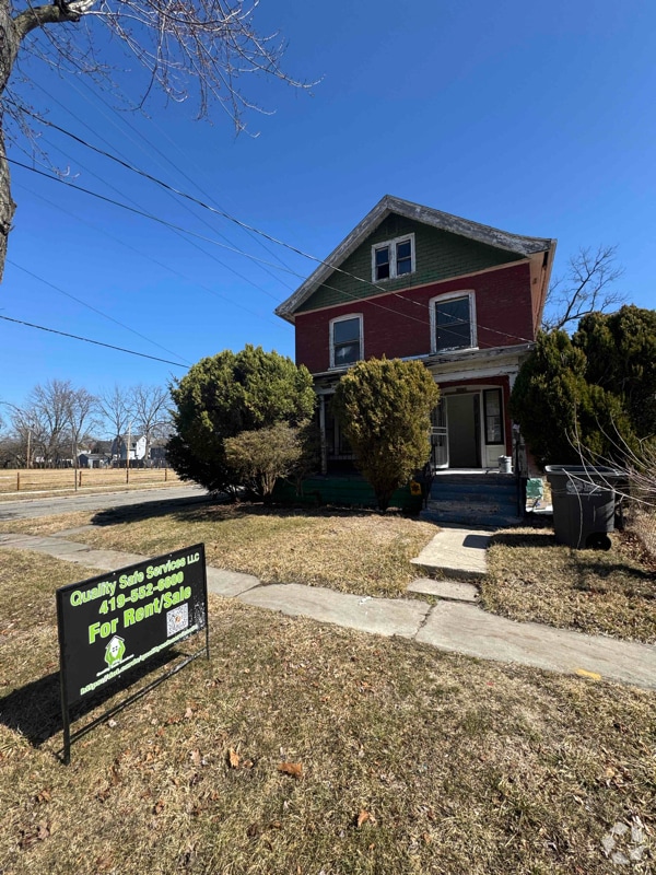 Building Photo - 1026 Marmion Ave Rental