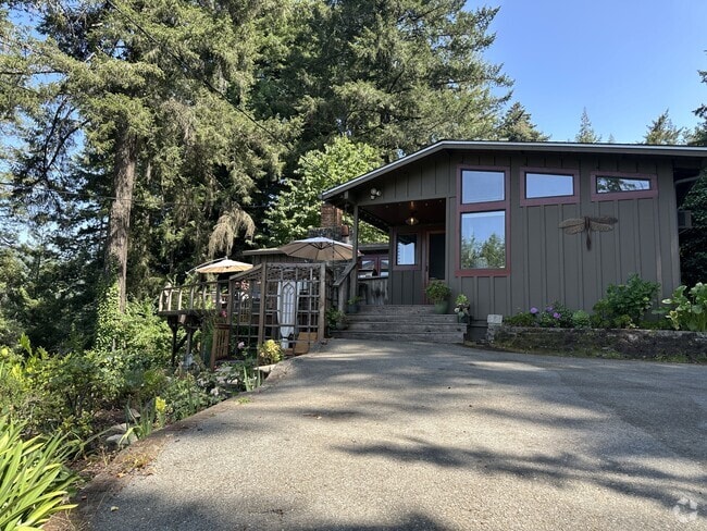 Building Photo - 20470 Santa Cruz Hwy Rental