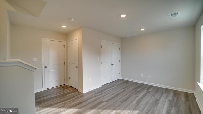 Photo - 1350 Red Clover Ln