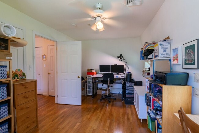 Photo - 4813 Walton Ave Unit 3