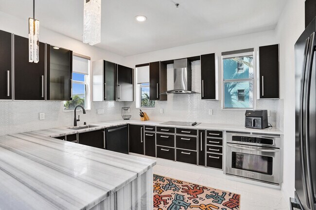 Photo - 365 SE 6th Ave Unit 307