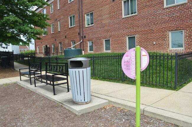 Bass Circle Apartments