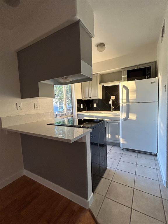 Photo - 112 W 38th St Unit 201