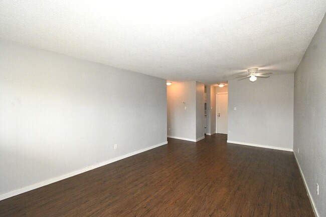 Photo - 4280 Quentin Ave Unit 107