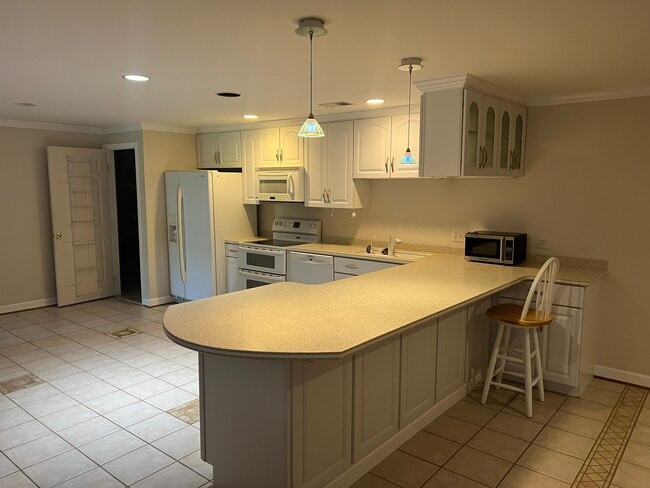 Photo - 8302 Silverthorn Rd Unidad Basement