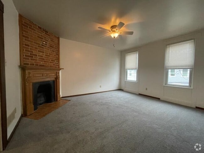 Building Photo - 5113-1 Duncan St Unit 2 Rental