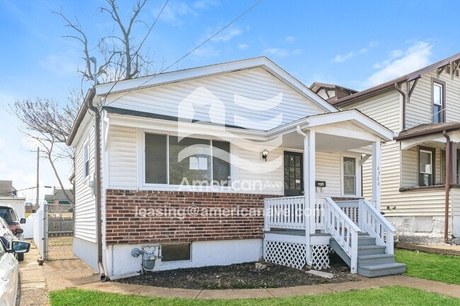 Photo - 4904 Tiemann Ave