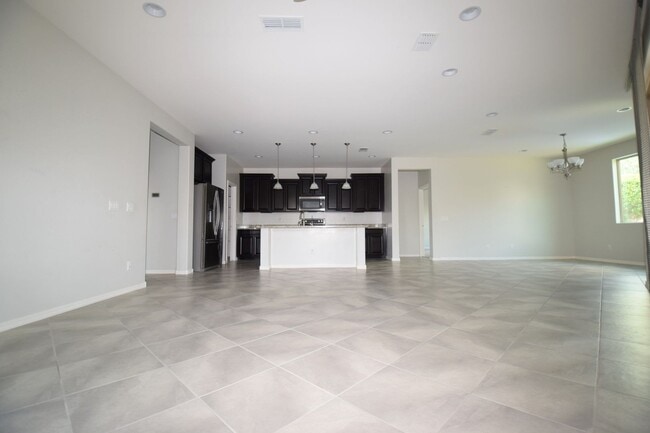 Photo - Beautiful single level 4 bedroom 2.5 bath Gilbert home.