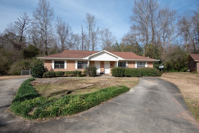 Building Photo - Hampton 1367-1369 Unit 1367