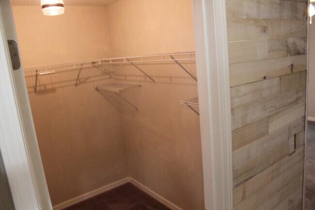 Photo - 10537 Lake Montauk Dr