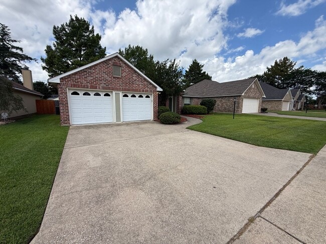 Photo - Rental in Shreveport