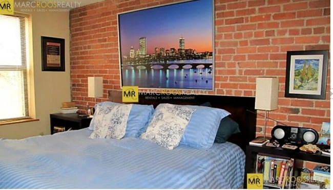 Photo - 102 Gainsborough St