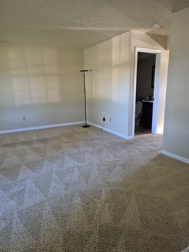 Photo - 991 Charlie Norris Rd Unidad Charlie Norris