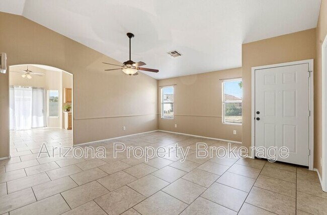 Photo - 919 E Monteleone St