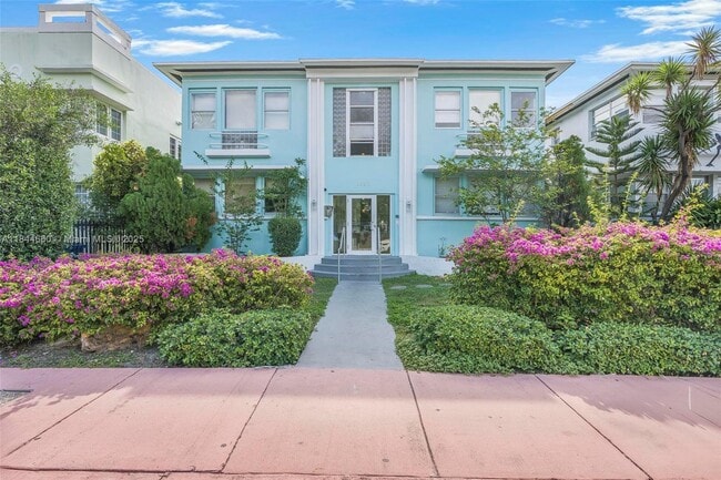 Photo - 1555 Pennsylvania Ave Townhome